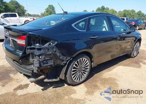 2018 Ford Fusion Hybrid Titanium from USA, damaged, VIN 3FA6P0RU4JR171305